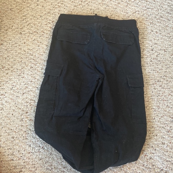 Boys size 14 black H&M cargo  jogger pants - Picture 2 of 3